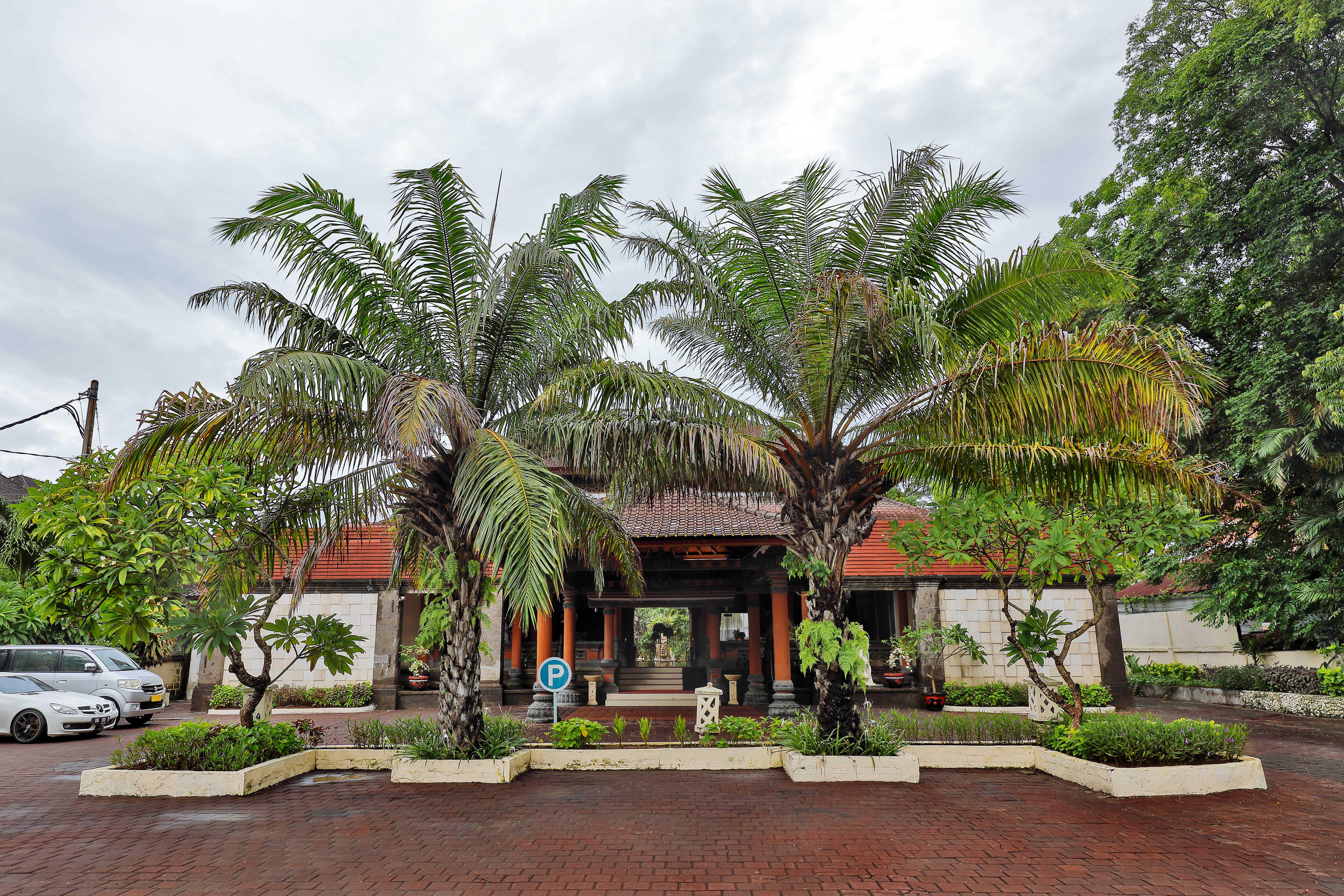 Puri Saron Hotel Seminyak Kültér fotó