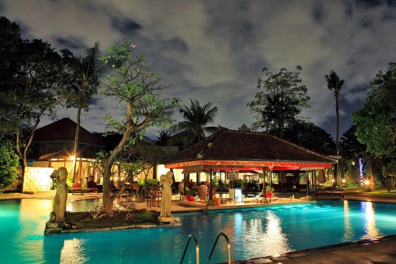 Puri Saron Hotel Seminyak Kültér fotó