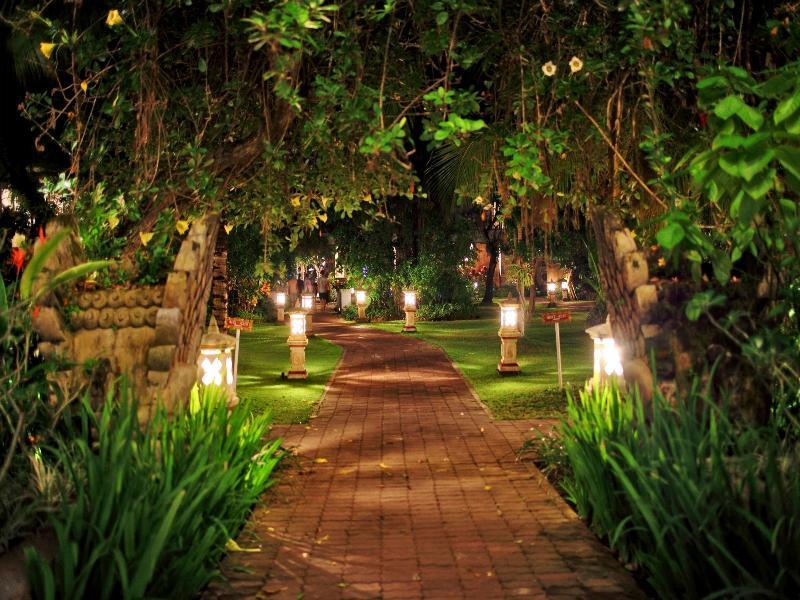 Puri Saron Hotel Seminyak Kültér fotó