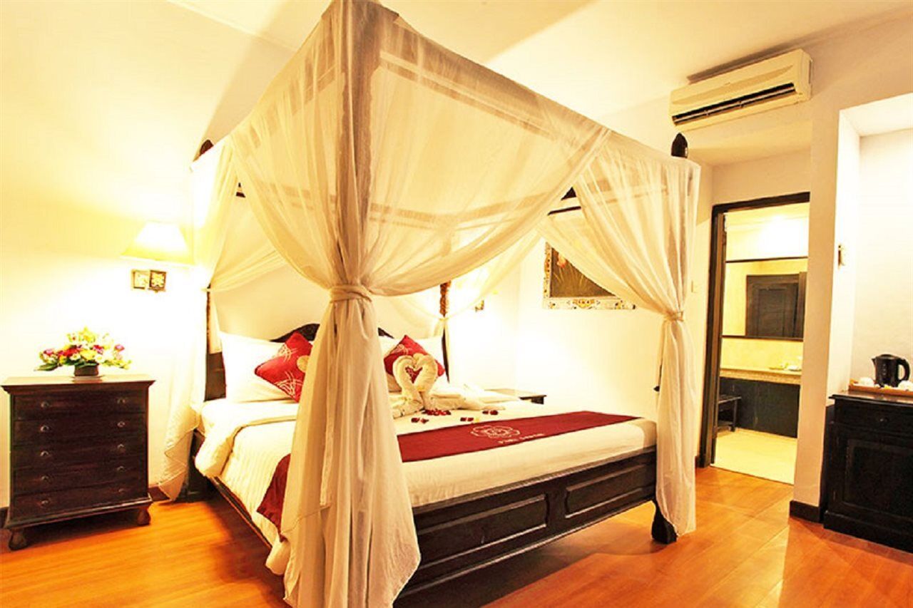 Puri Saron Hotel Seminyak Kültér fotó