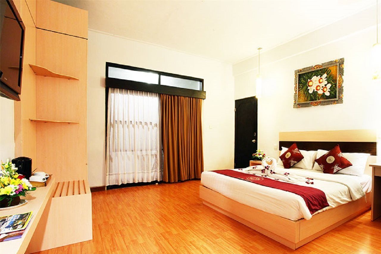 Puri Saron Hotel Seminyak Kültér fotó